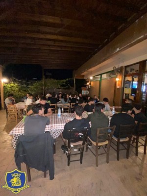 Rempetiko tragoudi night out